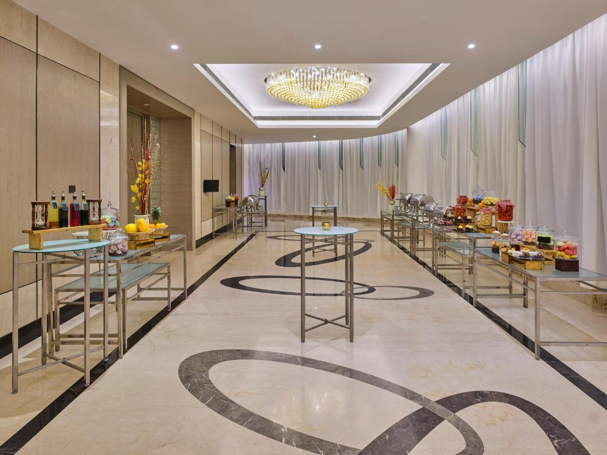 Crowne Plaza Ahmedabad City Centre By Ihg Dış mekan fotoğraf